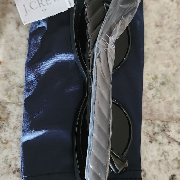 J CREW CAT EYE BLACK 100% UV PROTECTION SUNGLASSES NWT - Picture 3 of 6